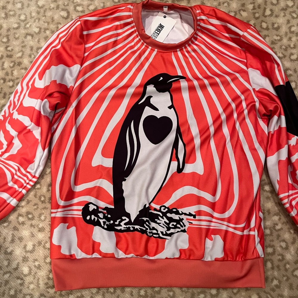 Penguin pullover top unisex size large - Picture 4 of 5